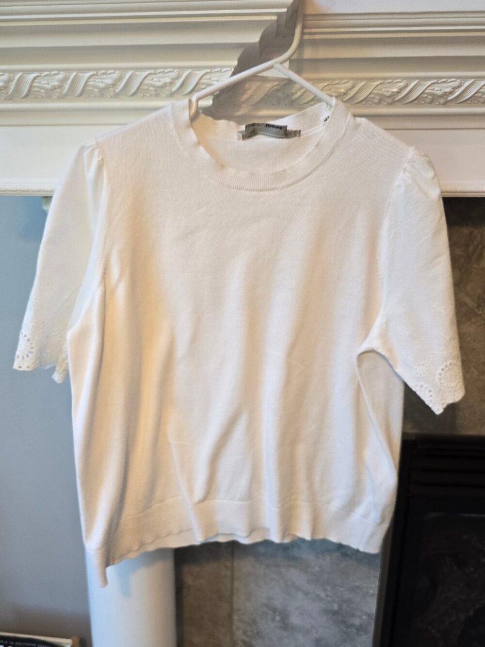 La Maison Simons, Contemporaine white thin short  sleeve sweater XL